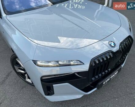 Серый БМВ i7, объемом двигателя 0 л и пробегом 21 тыс. км за 94900 $, фото 27 на Automoto.ua