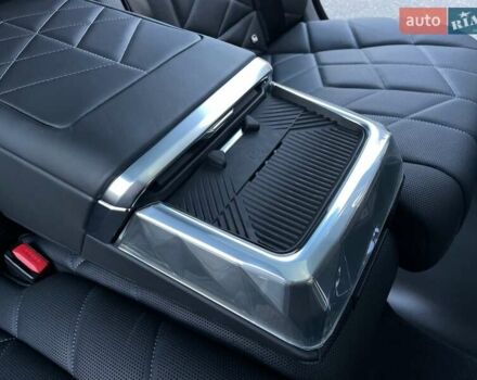 Серый БМВ i7, объемом двигателя 0 л и пробегом 21 тыс. км за 94900 $, фото 63 на Automoto.ua