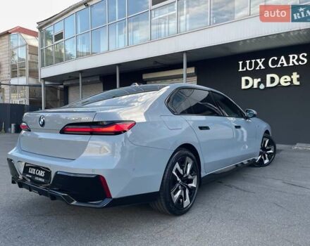 Серый БМВ i7, объемом двигателя 0 л и пробегом 21 тыс. км за 94900 $, фото 35 на Automoto.ua