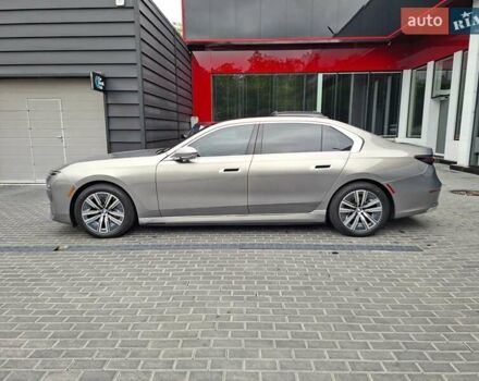Сірий БМВ i7, об'ємом двигуна 0 л та пробігом 6 тис. км за 91900 $, фото 6 на Automoto.ua