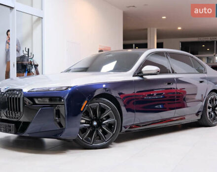 Синий БМВ i7, объемом двигателя 0 л и пробегом 12 тыс. км за 99000 $, фото 2 на Automoto.ua