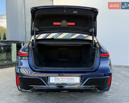 Синий БМВ i7, объемом двигателя 0 л и пробегом 31 тыс. км за 89900 $, фото 69 на Automoto.ua
