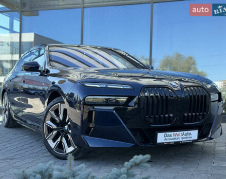 Синий БМВ i7, объемом двигателя 0 л и пробегом 31 тыс. км за 89900 $, фото 5 на Automoto.ua