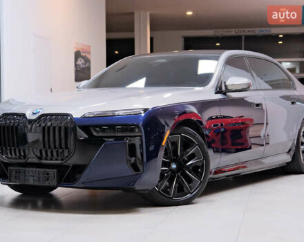 Синий БМВ i7, объемом двигателя 0 л и пробегом 12 тыс. км за 99000 $, фото 8 на Automoto.ua
