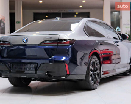 Синий БМВ i7, объемом двигателя 0 л и пробегом 12 тыс. км за 99000 $, фото 5 на Automoto.ua