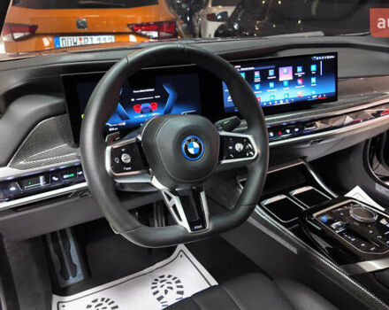 Синий БМВ i7, объемом двигателя 0 л и пробегом 12 тыс. км за 99000 $, фото 46 на Automoto.ua