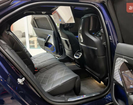 Синий БМВ i7, объемом двигателя 0 л и пробегом 12 тыс. км за 99000 $, фото 38 на Automoto.ua