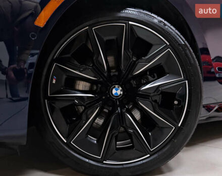 Синий БМВ i7, объемом двигателя 0 л и пробегом 12 тыс. км за 99000 $, фото 11 на Automoto.ua