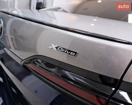 Синий БМВ i7, объемом двигателя 0 л и пробегом 12 тыс. км за 99000 $, фото 24 на Automoto.ua