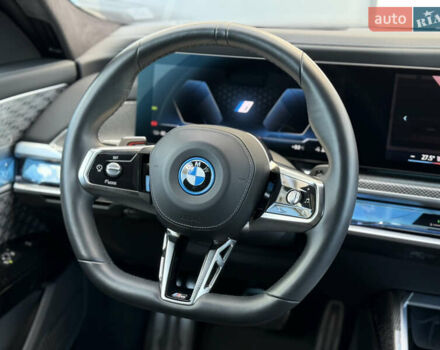 Синий БМВ i7, объемом двигателя 0 л и пробегом 31 тыс. км за 89900 $, фото 35 на Automoto.ua