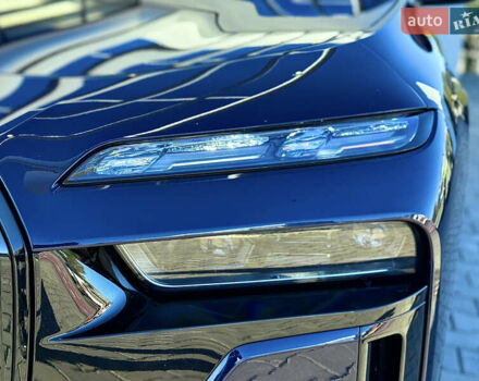 Синий БМВ i7, объемом двигателя 0 л и пробегом 31 тыс. км за 89900 $, фото 16 на Automoto.ua