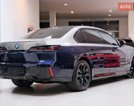 Синий БМВ i7, объемом двигателя 0 л и пробегом 12 тыс. км за 99000 $, фото 7 на Automoto.ua