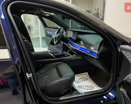 Синий БМВ i7, объемом двигателя 0 л и пробегом 12 тыс. км за 99000 $, фото 41 на Automoto.ua