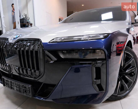 Синий БМВ i7, объемом двигателя 0 л и пробегом 12 тыс. км за 99000 $, фото 9 на Automoto.ua