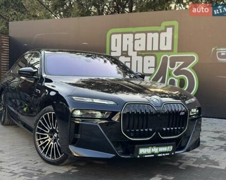 Синий БМВ i7, объемом двигателя 0 л и пробегом 8 тыс. км за 124000 $, фото 8 на Automoto.ua