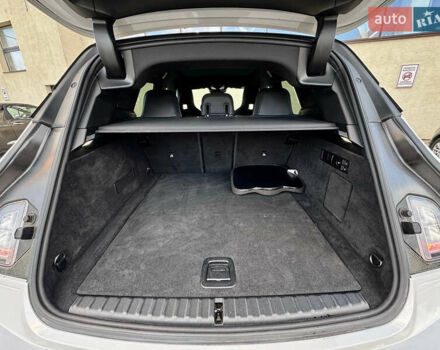 Белый БМВ iX, объемом двигателя 0 л и пробегом 70 тыс. км за 45999 $, фото 54 на Automoto.ua