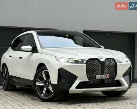 Білий БМВ iX, об'ємом двигуна 0 л та пробігом 90 тис. км за 42990 $, фото 7 на Automoto.ua
