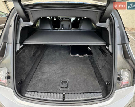 Белый БМВ iX, объемом двигателя 0 л и пробегом 70 тыс. км за 45999 $, фото 55 на Automoto.ua