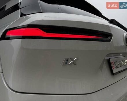 Білий БМВ iX, об'ємом двигуна 0 л та пробігом 90 тис. км за 42990 $, фото 21 на Automoto.ua