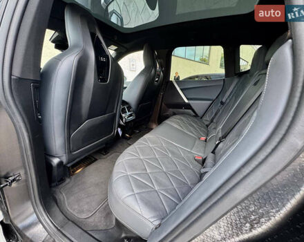Белый БМВ iX, объемом двигателя 0 л и пробегом 70 тыс. км за 45999 $, фото 59 на Automoto.ua