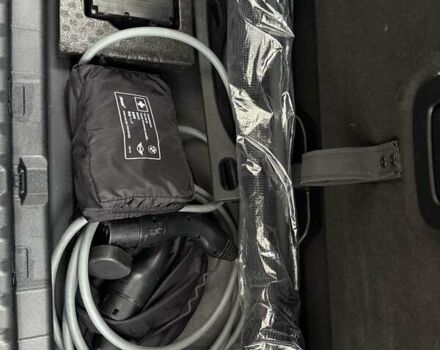 Білий БМВ iX, об'ємом двигуна 0 л та пробігом 90 тис. км за 42990 $, фото 27 на Automoto.ua