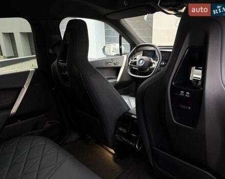 Білий БМВ iX, об'ємом двигуна 0 л та пробігом 90 тис. км за 42990 $, фото 26 на Automoto.ua