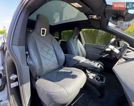 Белый БМВ iX, объемом двигателя 0 л и пробегом 64 тыс. км за 45999 $, фото 40 на Automoto.ua