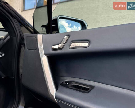 Белый БМВ iX, объемом двигателя 0 л и пробегом 70 тыс. км за 45999 $, фото 47 на Automoto.ua