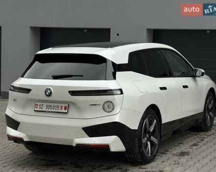 Білий БМВ iX, об'ємом двигуна 0 л та пробігом 90 тис. км за 42990 $, фото 15 на Automoto.ua