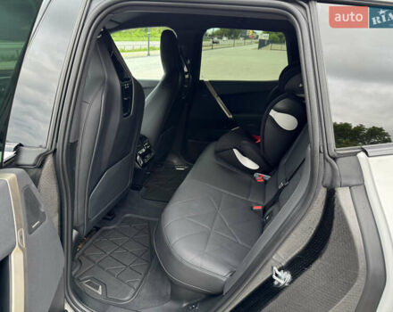 Белый БМВ iX, объемом двигателя 0 л и пробегом 21 тыс. км за 48555 $, фото 31 на Automoto.ua