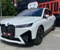Белый БМВ iX, объемом двигателя 0 л и пробегом 52 тыс. км за 56500 $, фото 2 на Automoto.ua