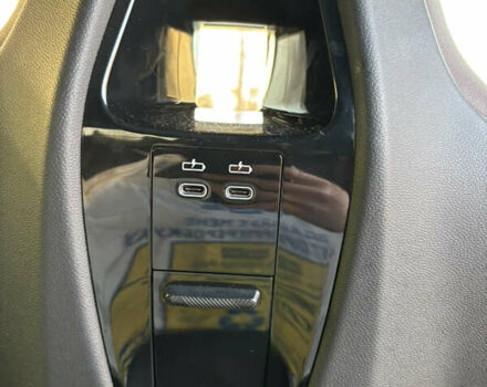 Белый БМВ iX, объемом двигателя 0 л и пробегом 57 тыс. км за 56700 $, фото 24 на Automoto.ua