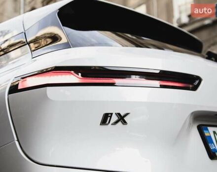Белый БМВ iX, объемом двигателя 0 л и пробегом 22 тыс. км за 69400 $, фото 3 на Automoto.ua