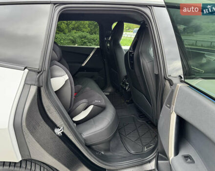 Белый БМВ iX, объемом двигателя 0 л и пробегом 21 тыс. км за 48555 $, фото 30 на Automoto.ua