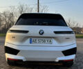 Белый БМВ iX, объемом двигателя 0 л и пробегом 57 тыс. км за 56700 $, фото 4 на Automoto.ua
