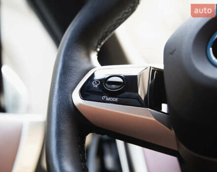 Белый БМВ iX, объемом двигателя 0 л и пробегом 22 тыс. км за 69400 $, фото 32 на Automoto.ua