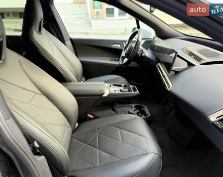 Белый БМВ iX, объемом двигателя 0 л и пробегом 69 тыс. км за 58300 $, фото 48 на Automoto.ua