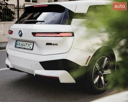 Белый БМВ iX, объемом двигателя 0 л и пробегом 22 тыс. км за 69400 $, фото 60 на Automoto.ua