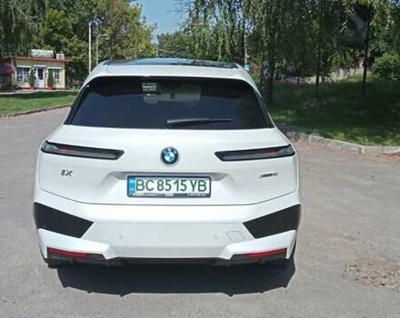 Белый БМВ iX, объемом двигателя 0 л и пробегом 58 тыс. км за 67000 $, фото 3 на Automoto.ua
