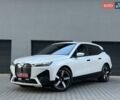 Белый БМВ iX, объемом двигателя 0 л и пробегом 69 тыс. км за 58300 $, фото 6 на Automoto.ua