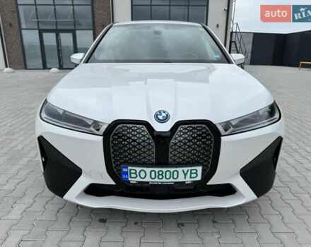 Белый БМВ iX, объемом двигателя 0 л и пробегом 21 тыс. км за 48555 $, фото 23 на Automoto.ua