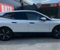 Белый БМВ iX, объемом двигателя 0 л и пробегом 52 тыс. км за 56500 $, фото 3 на Automoto.ua