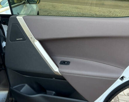 Белый БМВ iX, объемом двигателя 0 л и пробегом 57 тыс. км за 56700 $, фото 28 на Automoto.ua