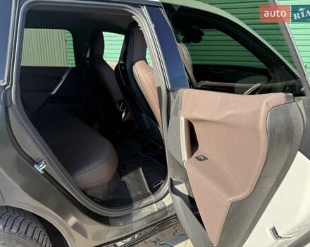 Белый БМВ iX, объемом двигателя 0 л и пробегом 42 тыс. км за 47300 $, фото 39 на Automoto.ua