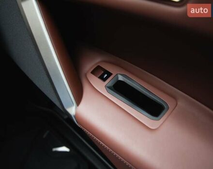 Белый БМВ iX, объемом двигателя 0 л и пробегом 22 тыс. км за 69400 $, фото 66 на Automoto.ua