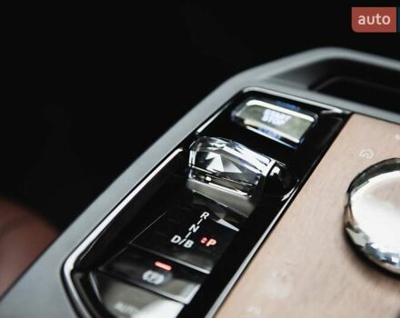 Белый БМВ iX, объемом двигателя 0 л и пробегом 22 тыс. км за 69400 $, фото 65 на Automoto.ua