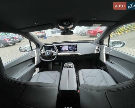 Белый БМВ iX, объемом двигателя 0 л и пробегом 40 тыс. км за 48500 $, фото 17 на Automoto.ua