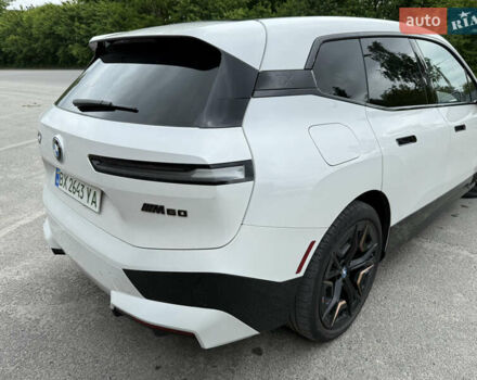 Белый БМВ iX, объемом двигателя 0 л и пробегом 34 тыс. км за 67400 $, фото 8 на Automoto.ua