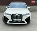 Белый БМВ iX, объемом двигателя 0 л и пробегом 34 тыс. км за 67400 $, фото 5 на Automoto.ua