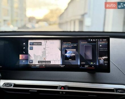 Белый БМВ iX, объемом двигателя 0 л и пробегом 69 тыс. км за 58300 $, фото 38 на Automoto.ua